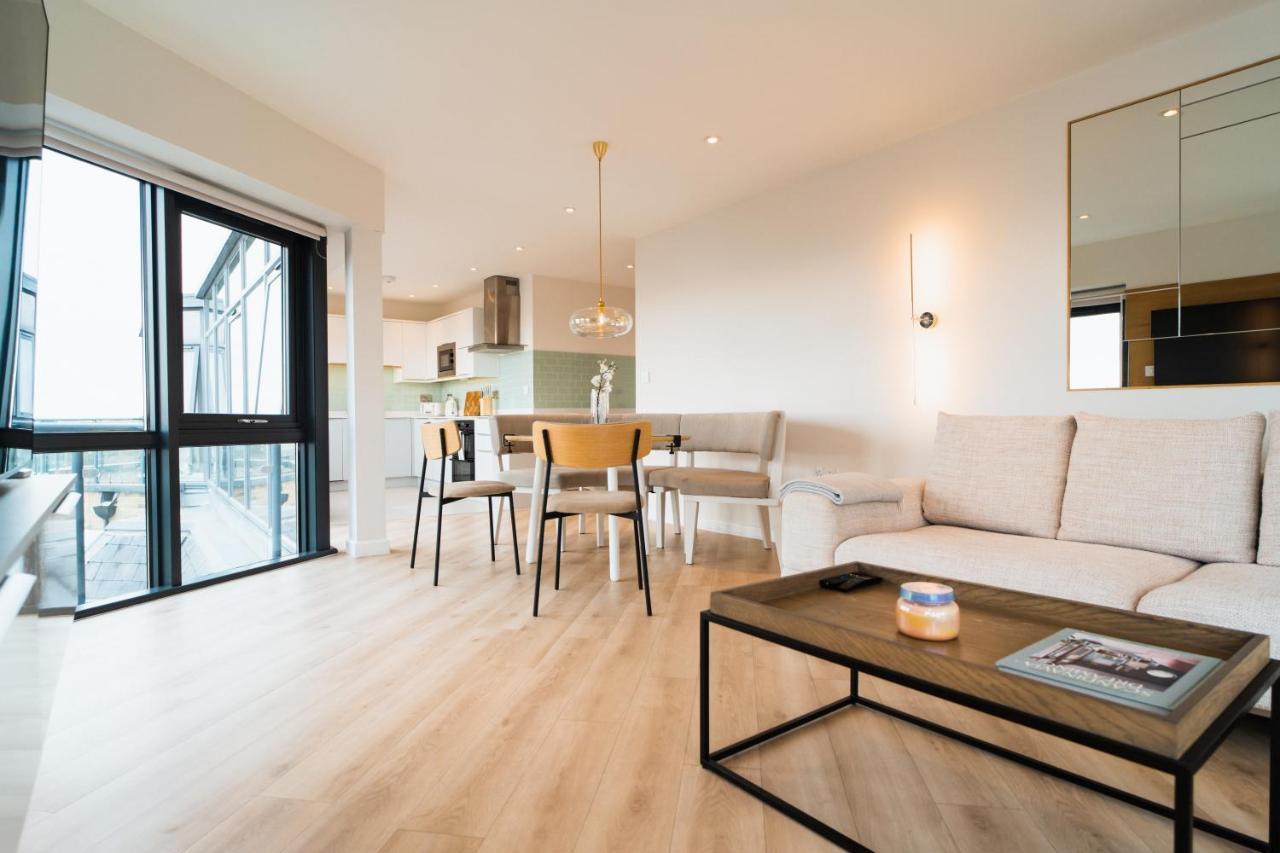 Westcliff Penthouse Apartment บอร์นมัธ ภายนอก รูปภาพ