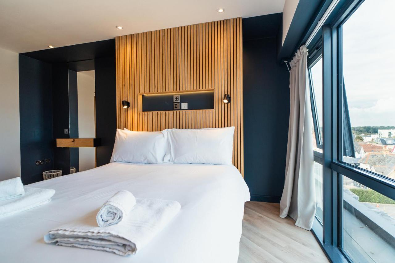 Westcliff Penthouse Apartment บอร์นมัธ ภายนอก รูปภาพ