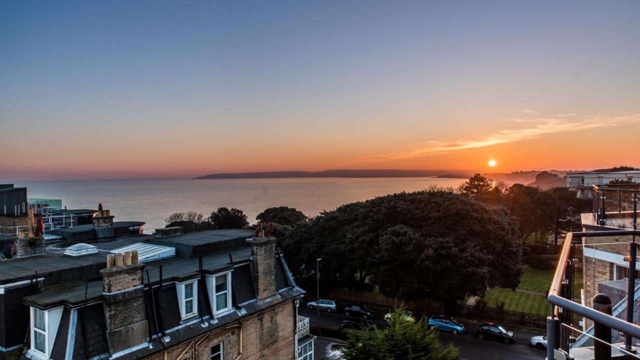 Westcliff Penthouse Apartment บอร์นมัธ ภายนอก รูปภาพ